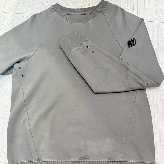 어콜드월 맨투맨 M