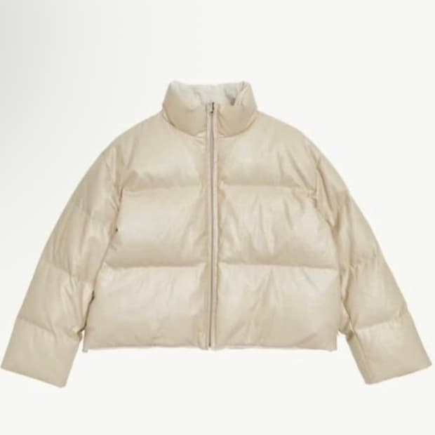 아모멘토 리버시블 레더 패딩 푸퍼