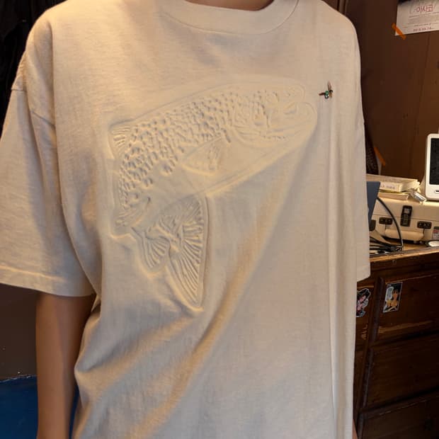 90s koi embroidered 싱글스티치 티셔츠