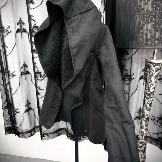 큐빈티지 일본빈티지 아카이브 acr 블랙 무스탕 자켓 샵오공이 파우닝