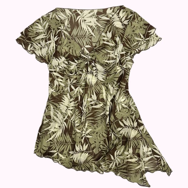 green tree pattern blouse