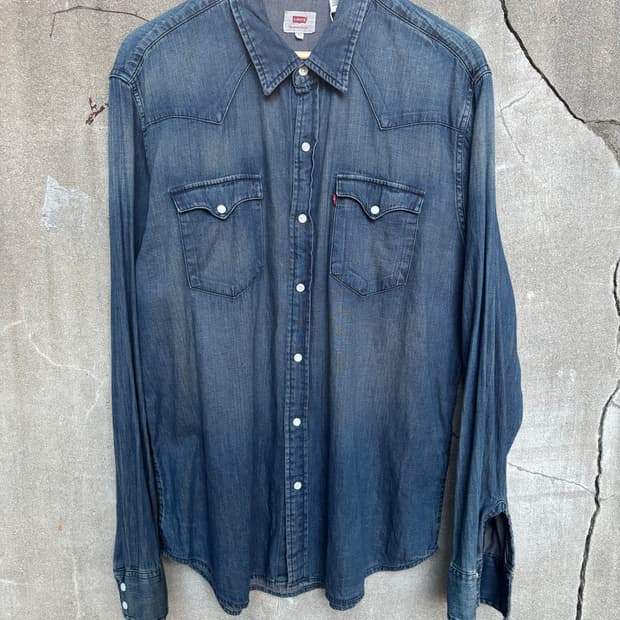 Levi’s Dark Indigo Vintage Denim Western