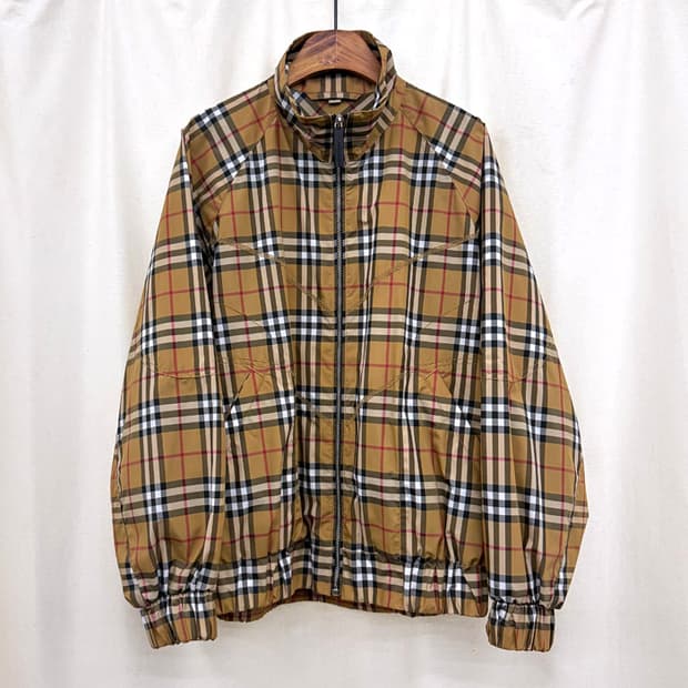 버버리 톱스티치 바람막이 자켓