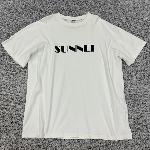 SUNNEI 빅로고 반팔티