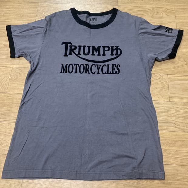 L)Uniqlo x Triumph 2010 아카이브 링거티