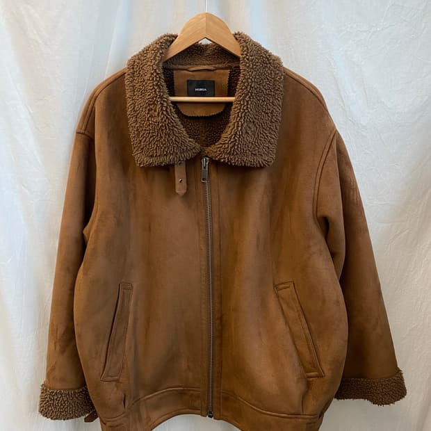 MURUA 브라운 스웨이드 무스탕 