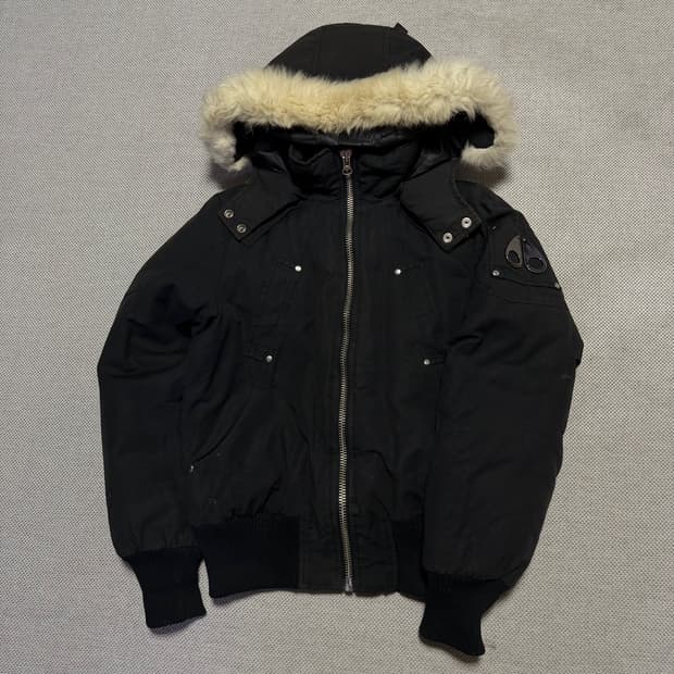 무스너클 숏패딩