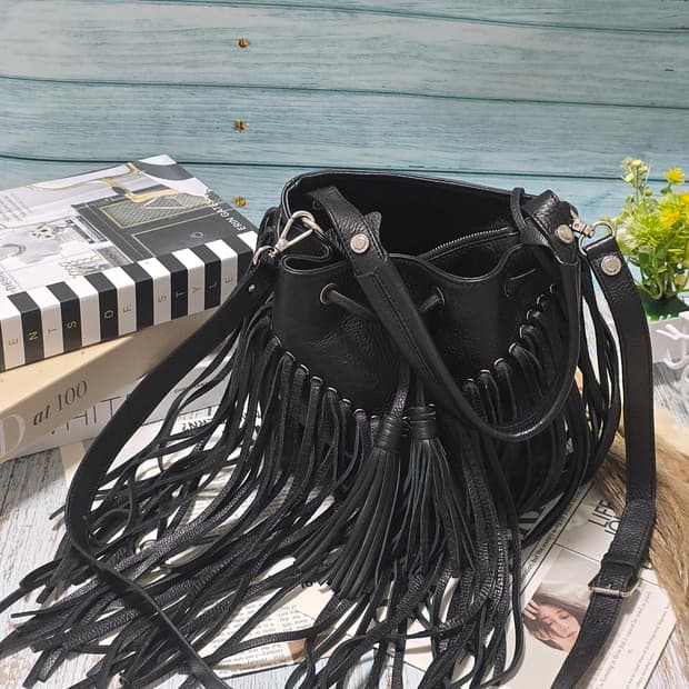 Sandro 프린지 천연 레더 숄더백