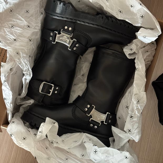 닥터마틴 애니부츠 하이 230