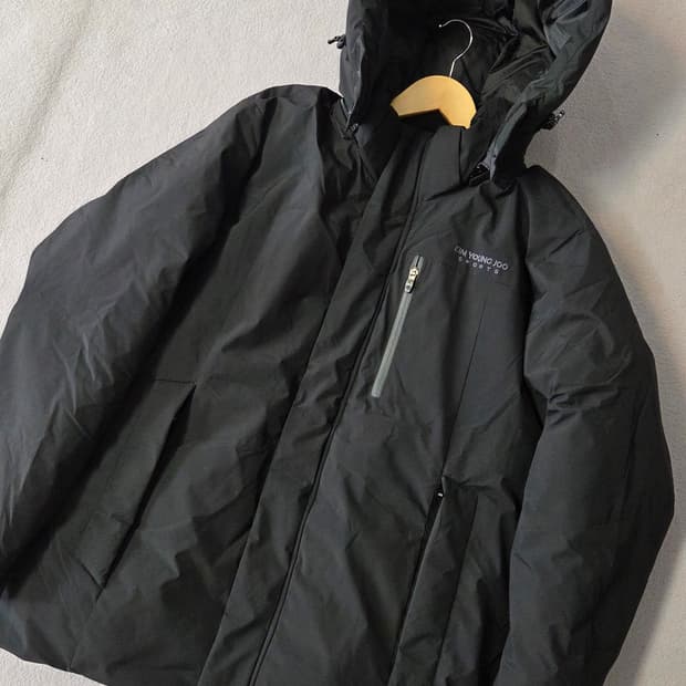 (105)
김영주 스포츠 아웃도어 패딩 남
