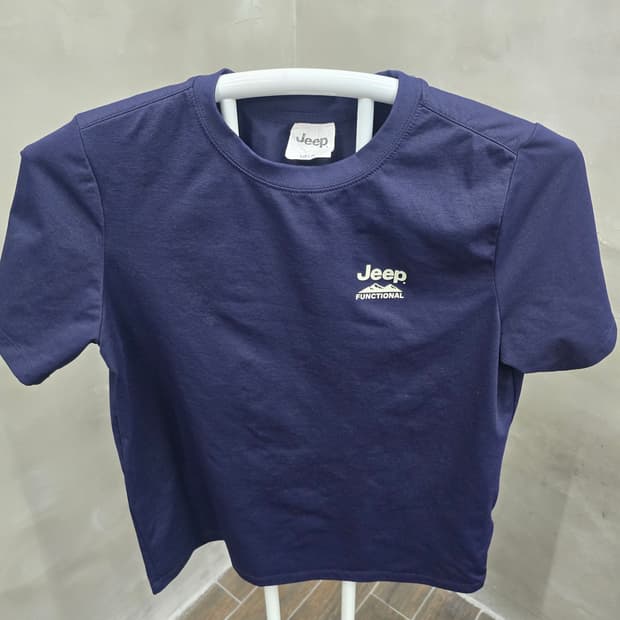 지프 반팔여자 엄청깨끗