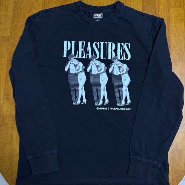 [US M / 105] 게스 X PLEASURES 콜라보 검정 긴팔티