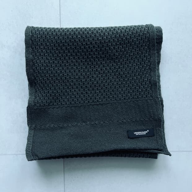 언더커버 카키 니트 머플러