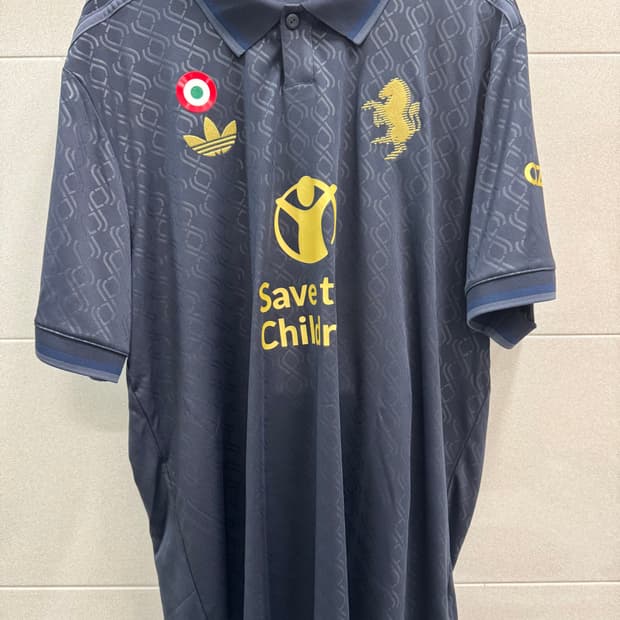 24-25 유벤투스 써드 국내 4xl 일디즈 마킹 판매합니다