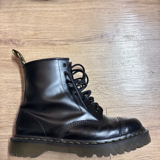 닥터마틴 벡스 Toe cap MIE 부츠