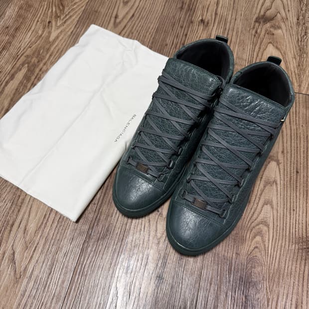 [새상품] 발렌시아가 아레나 43 size