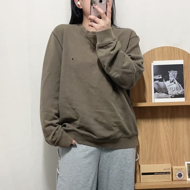 [정품] 타미 카키 맨투맨 [ L ]