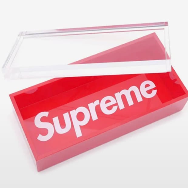 SUPREME ACRYLIC LUCITE BOX