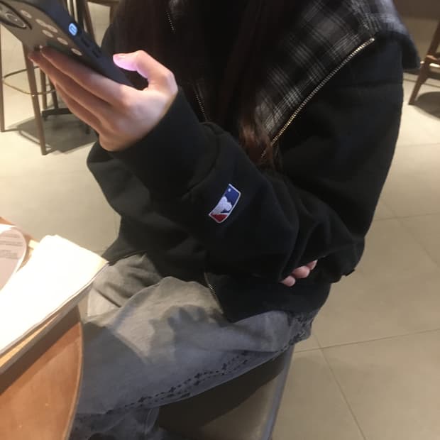 슈프림 x 시카고 화이트 삭스 집 업 후드 스웨트셔츠 블랙 - 25FW