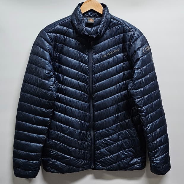 아이더 구스다운 경량패딩 M