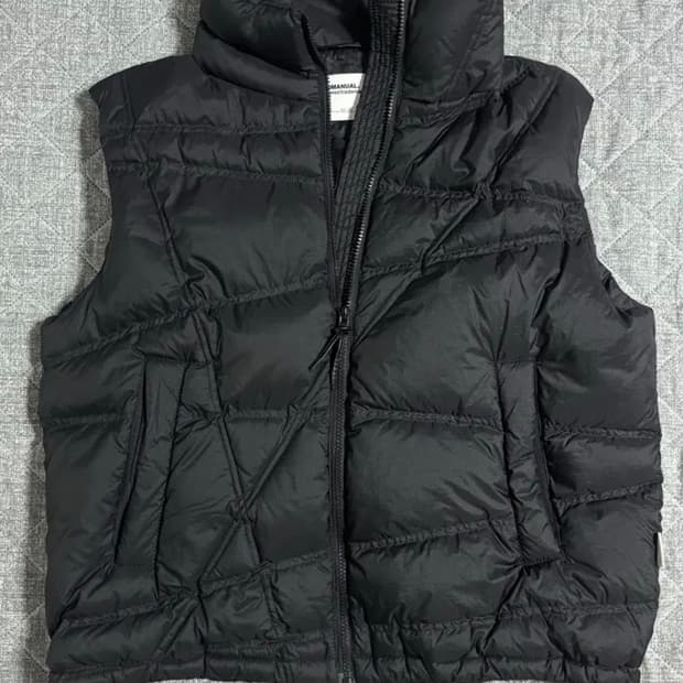 노메뉴얼 패딩조끼