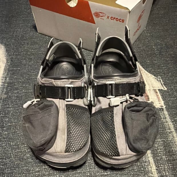 크록스 x 빔즈 클래식 올 터레인 마운틴 파카 클로그 그레이