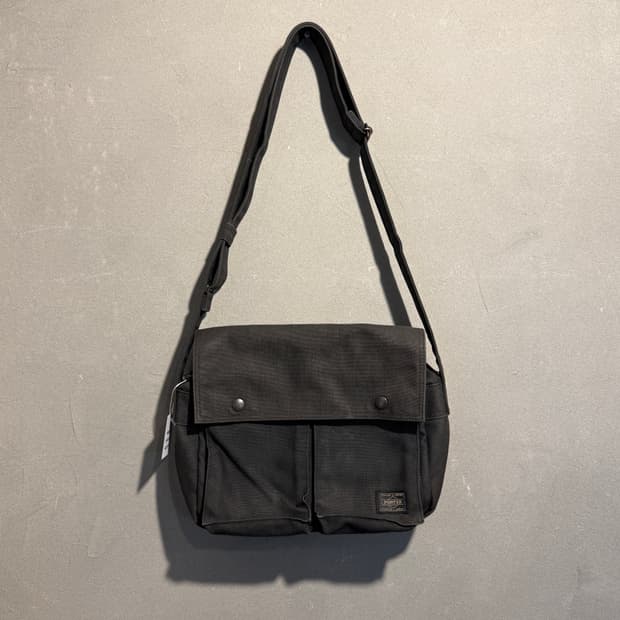 요시다포터 스모키그레이 크로스백