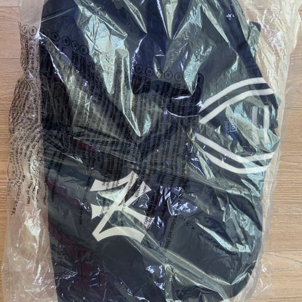 폴로 랄프로렌 뉴욕 양키스 25FW 새틴 바시티 자켓 L