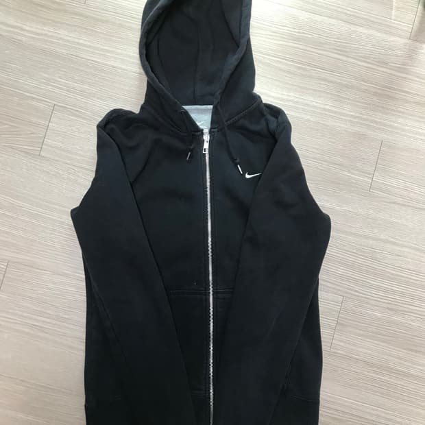 나이키 스우시 후드집업