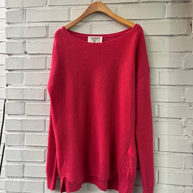 Ships cashmere knit