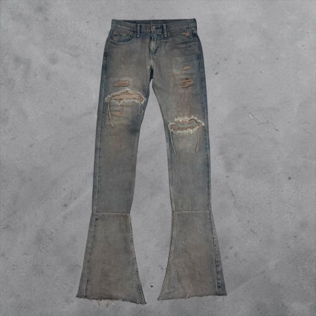 WHO WANT IT. Custom Levi’s Flare Jeans