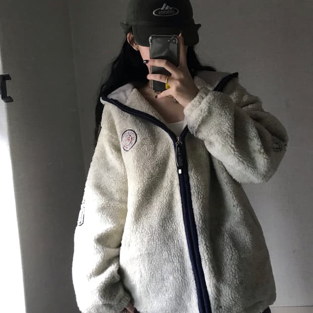 폴로 빅로고 누빔 후리스