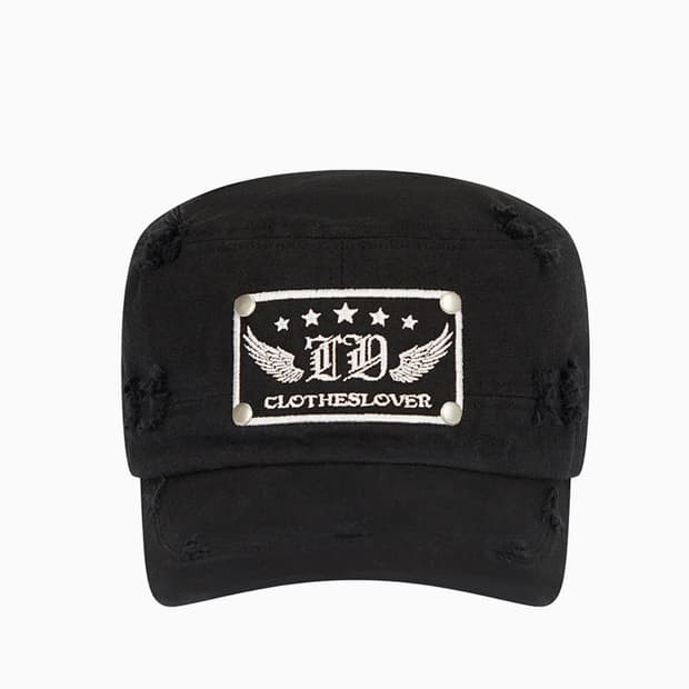 러브이즈트루 EL DAMAGE PATCH CAP 팝니다