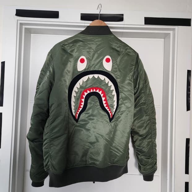 Bape 항공점퍼 L