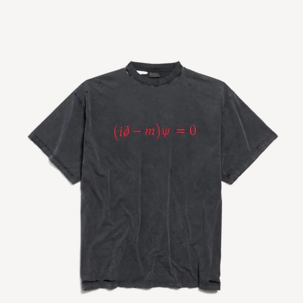 발렌시아가 발렌타인 디랙 이퀘이션 오버사이즈 티셔츠 워시드 블랙