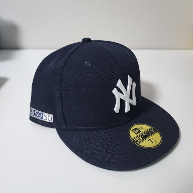 뉴에라 59fifty 양키스 네이비 712