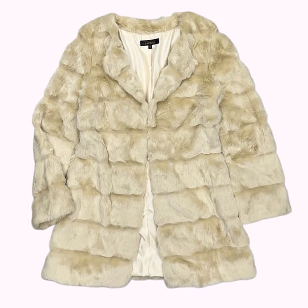RIENDA blondie tired fur coat