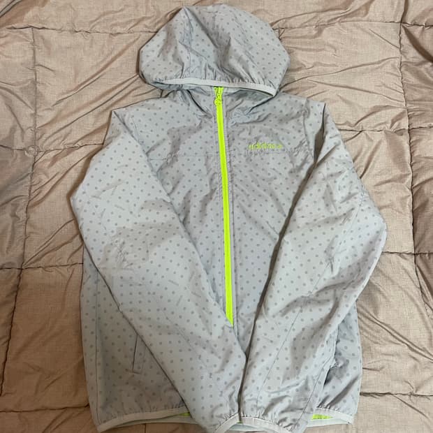 아디다스 도트 바람막이