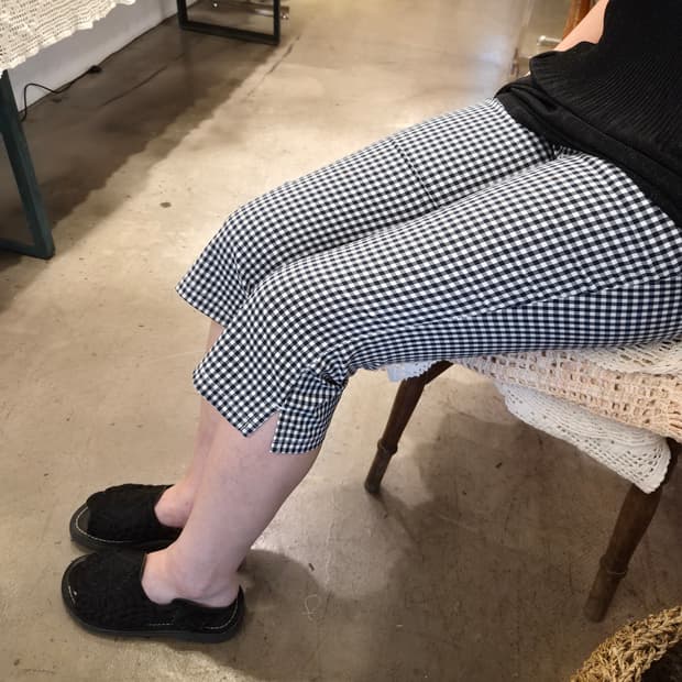 아디다스 블랙화이트깅엄체크 카프리 팬츠