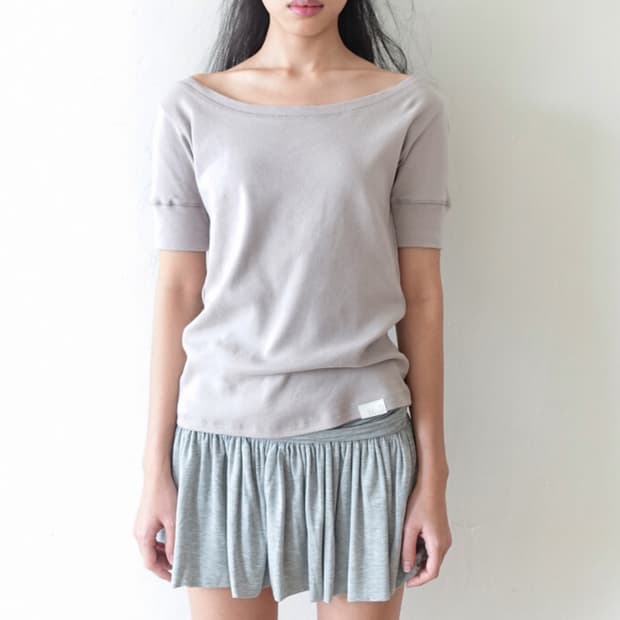 삽니다, 구합니다) 샵페어리 립 하프 탑 그레이시 베이지 회색 그레이 