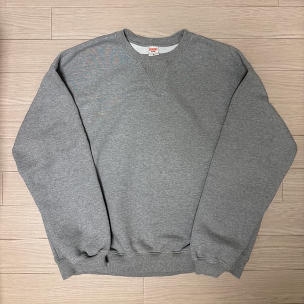 블랙아웃 메란지 스웻셔츠