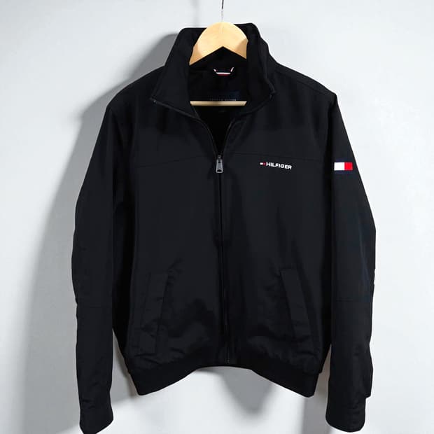 남녀공용S)Tommy 타미힐피거 블랙 바람막이 자켓