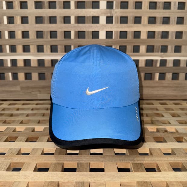 나이키 스카이블루 러닝캡