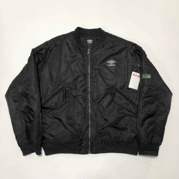 엄브로 Ma1 항공점퍼 