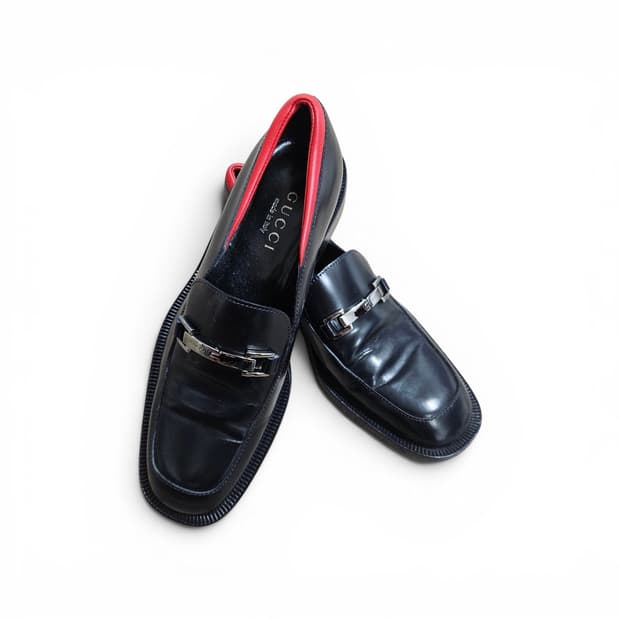 Gucci 레드트림 블랙 로퍼 36