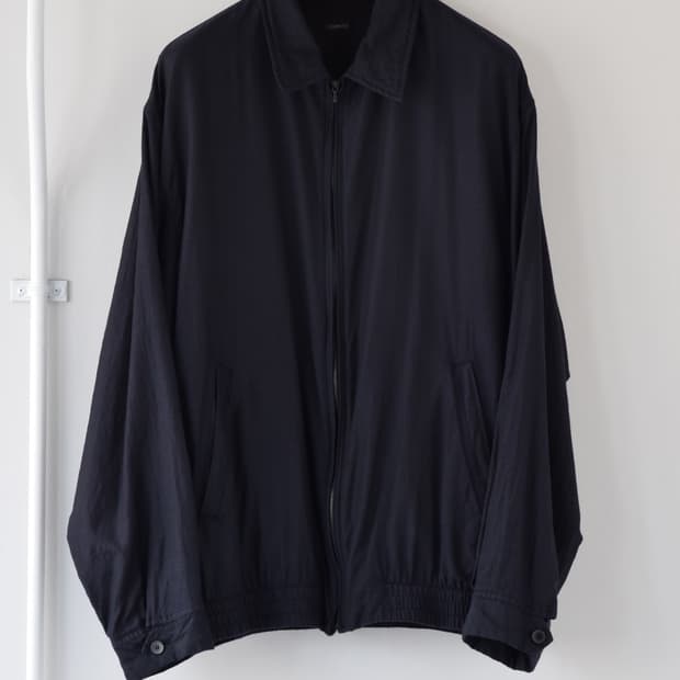 [2] 코모리 울 실크 스윙탑