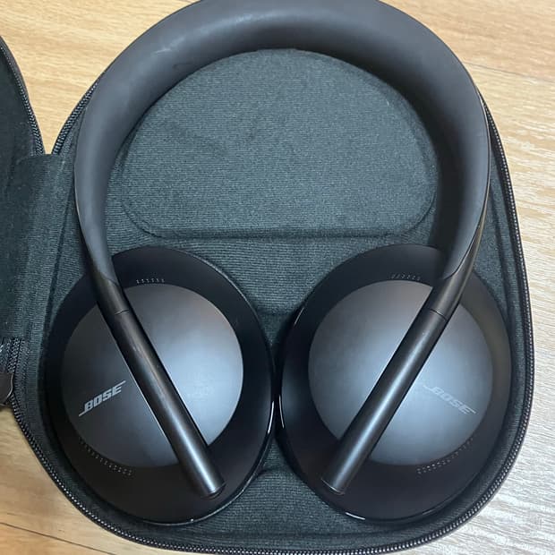 보스 NC700 노이즈 캔슬링 헤드폰 블랙 