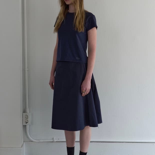 파이카 백 플리츠 미디 스커트, 네이비 (pica back pleated