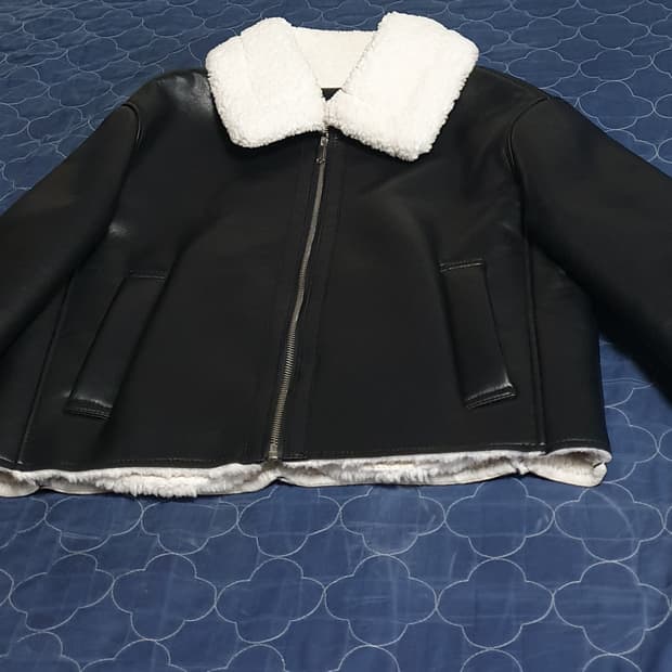 미쏘 레더가죽 크롭 무스탕 블랙 (S)