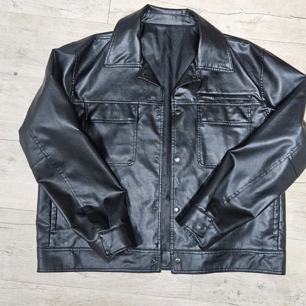 에잇세컨즈 레더자켓 XXL